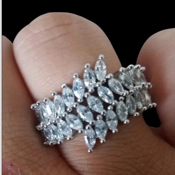 STERLING SILVER WHITE SAPPHIRE 3 WAVES - Picture 7 of 8